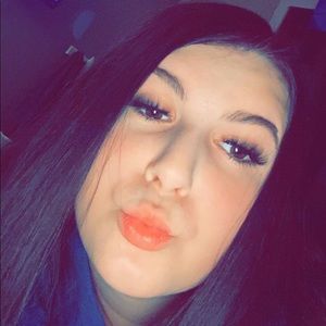 Meet your Posher, Malorie